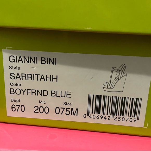 Gianni Bini Wedges - Picture 5 of 5